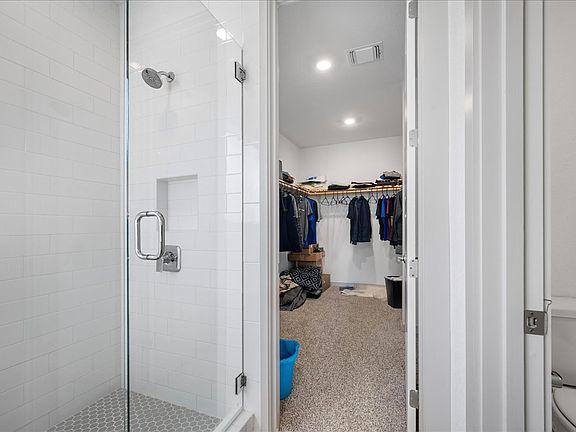 2nd image of 420 Deerpath St