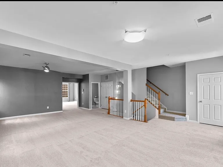 1604 Hardwick Ct — Photo 6