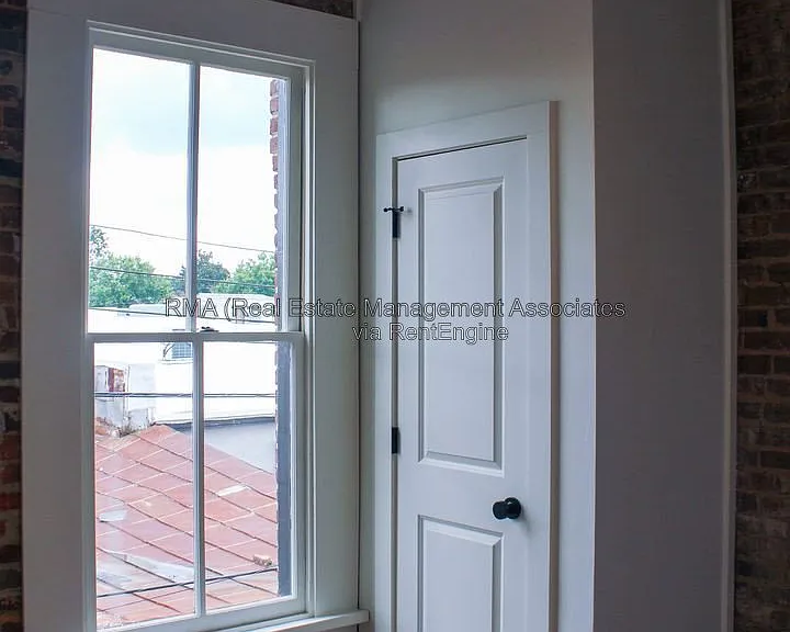 4 Zebulon St #2E — Photo 17