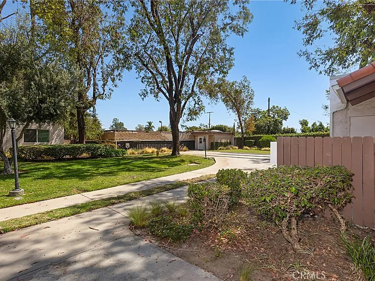 17572 Vandenberg Ln #1 — Photo 20