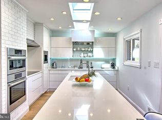 8206 Maxine Cir, Baltimore, MD 21208