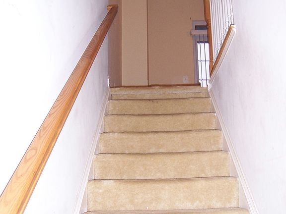 4th image of 1850 Cedar Cove Way #101