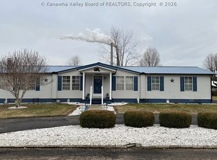 207 Midway Dr, Letart, WV 25253