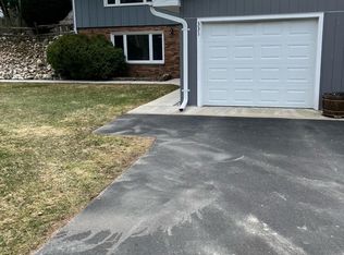 W331 Delafield Rd #331, Oconomowoc, WI 53066