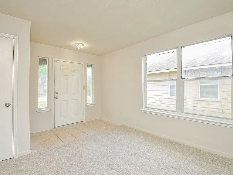 20726 Hardwick Oaks Dr — Photo 4