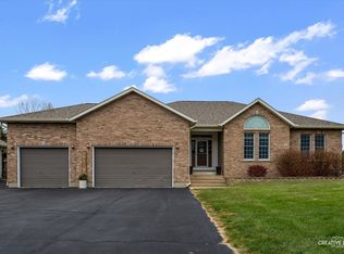 2375 N 4060th Rd, Sheridan, IL 60551