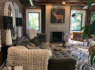 1915 E Market St, Charlottesville, VA 22902