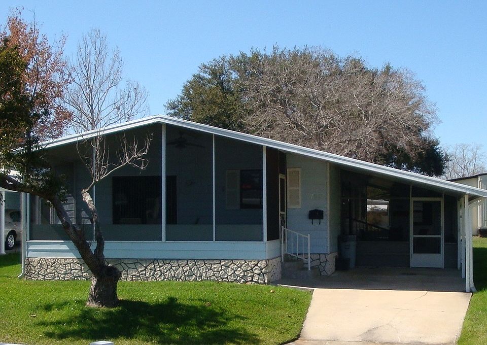 1st image of 752 Honeysuckle Ln