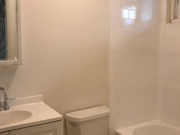 5th image of 2835 Nina St APT 1