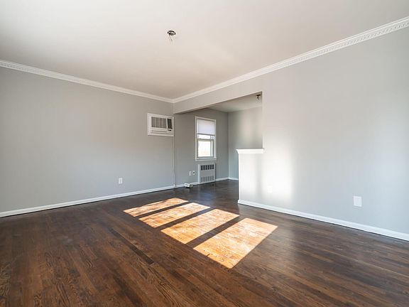 4th image of 7 Winthrop Ave #A