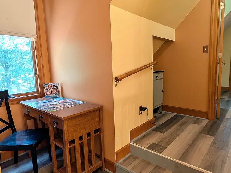 104 Southampton Dr — Photo 16