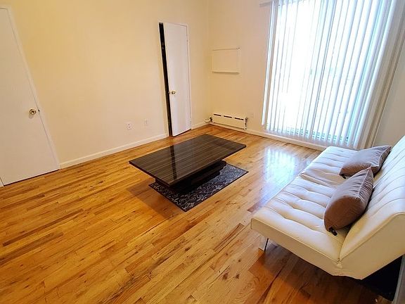 4th image of 32-50 35th St #2F