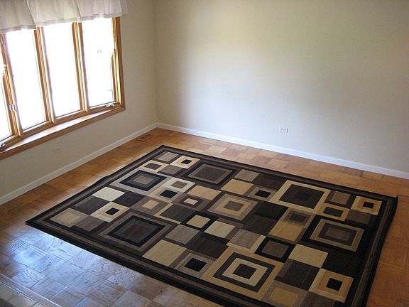 2nd image of 16867 Le Claire Ave