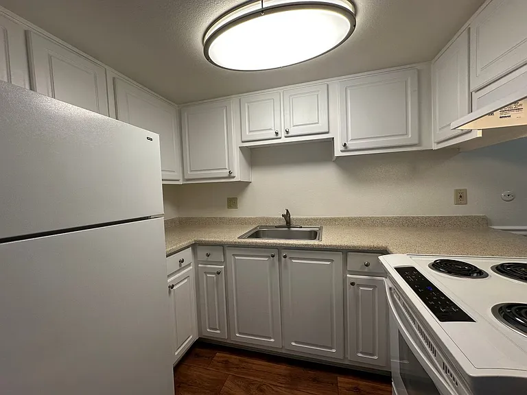 Northridge Terrace Apartments ~ A Hidden Gem! — Photo 24