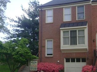 1323 Templeton Pl, Rockville, MD 20852