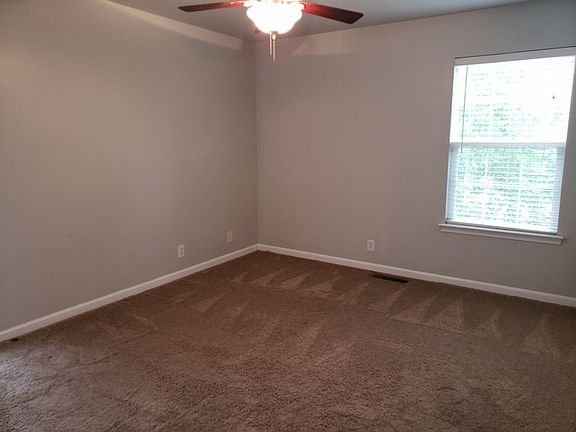 4th image of 1442 Benley St #0