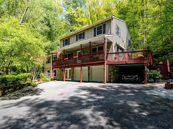 130 Mount Carmel Rd, Coatesville, PA 19320