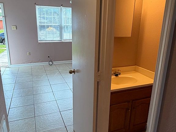 4th image of 6222 Arts St #6226