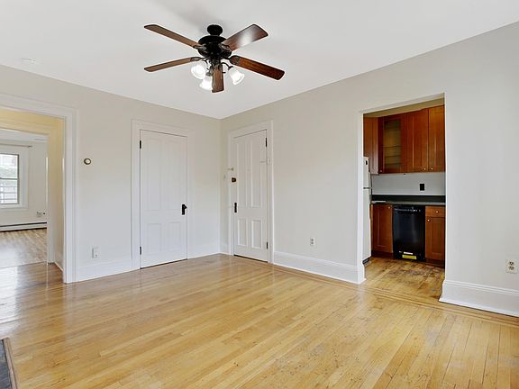3rd image of 237 Grove St #3
