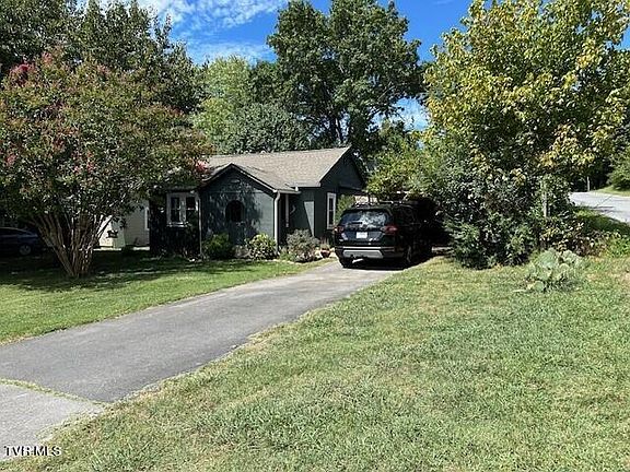 2nd image of 1915 E Watauga Ave