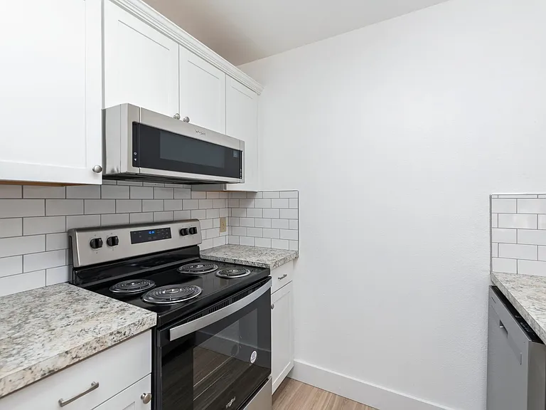 1160 S Denver Ave #2 — Photo 9
