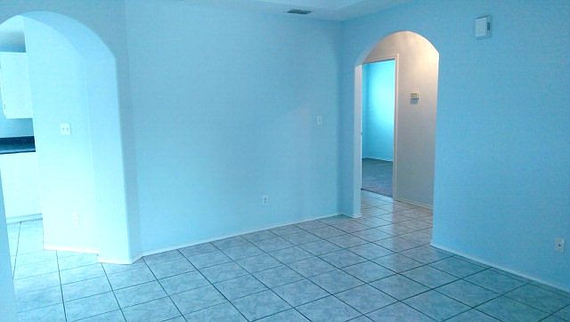 2nd image of 2056 Carranza St