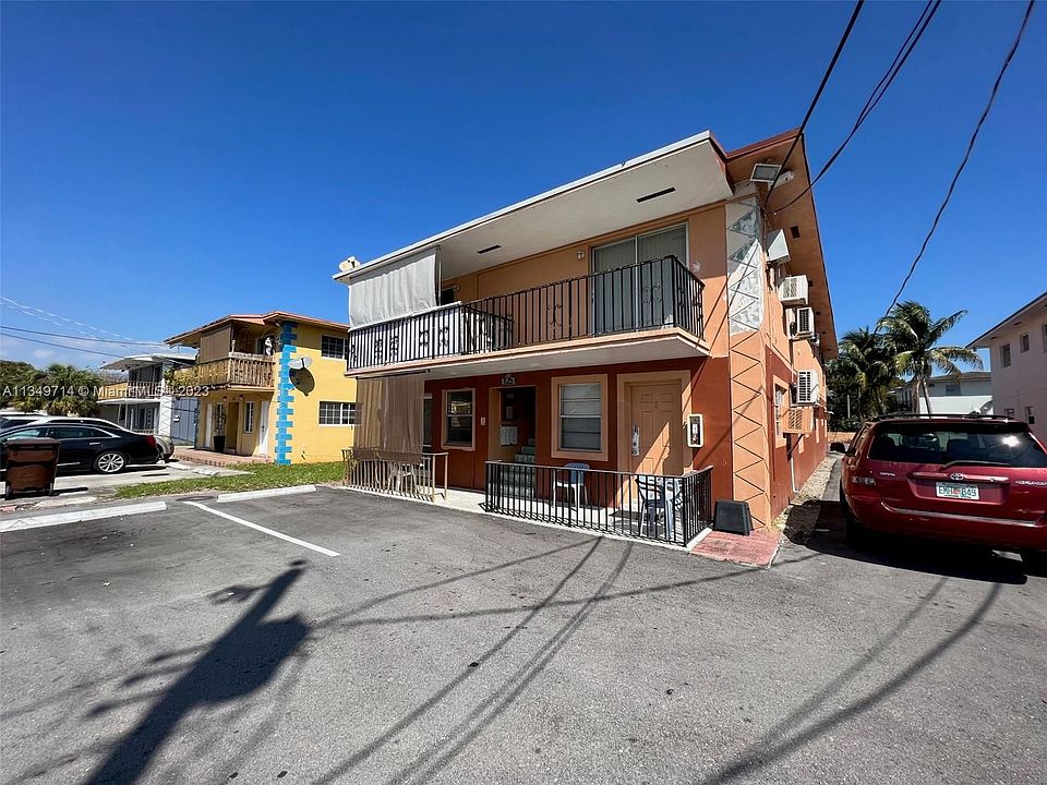 1st image of 1125 SE 9th Ave #4
