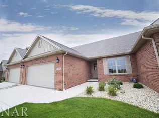 1341 Pine Forest Dr, Normal, IL 61761