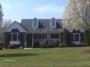 404 Walker Blvd, Thomasville, NC 27360