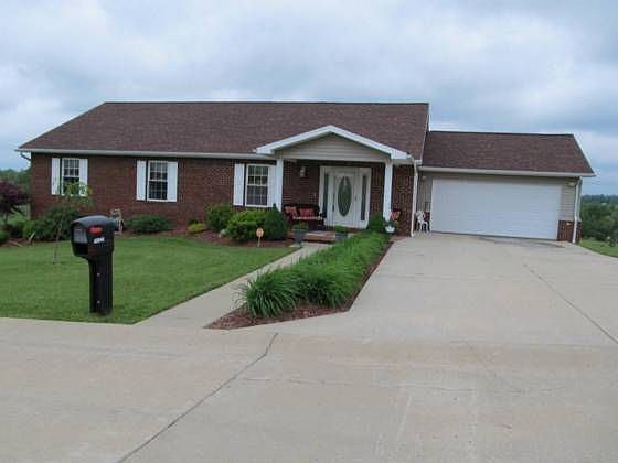 1st image of 45945 Allison Ave