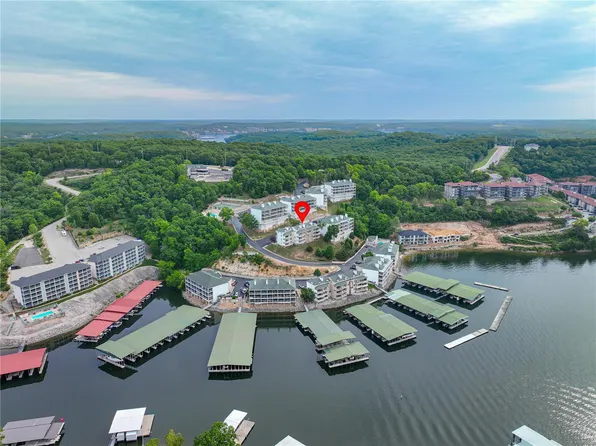 26 Emerald Bay Ct #2B, Lake Ozark, MO 65049