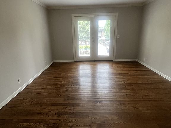 3rd image of 6680 Charlotte Pike APT B3