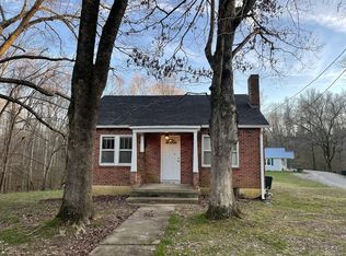 401 High Point Dr, Centerville, TN 37033