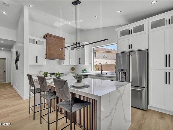 5th image of 16608 N 51ST Street