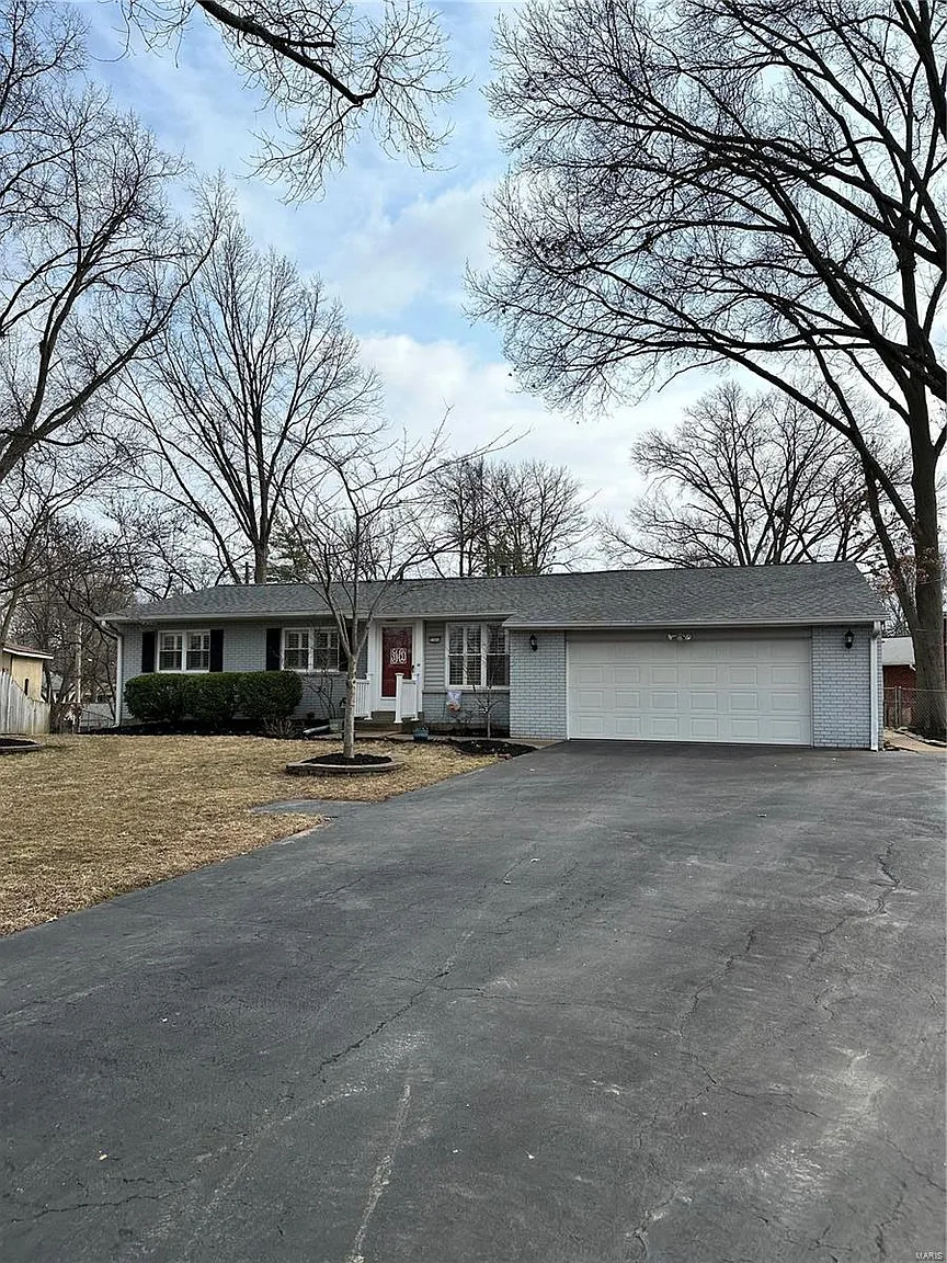 1104 Cameo Ct photo 1