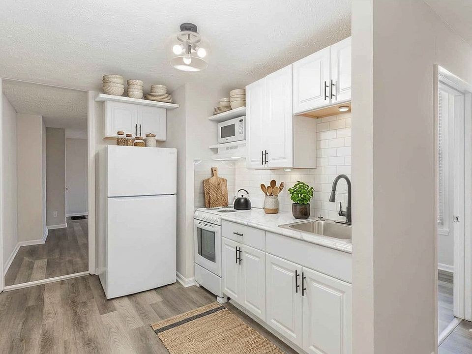 1st image of 3030 Cleinview Ave APT 2