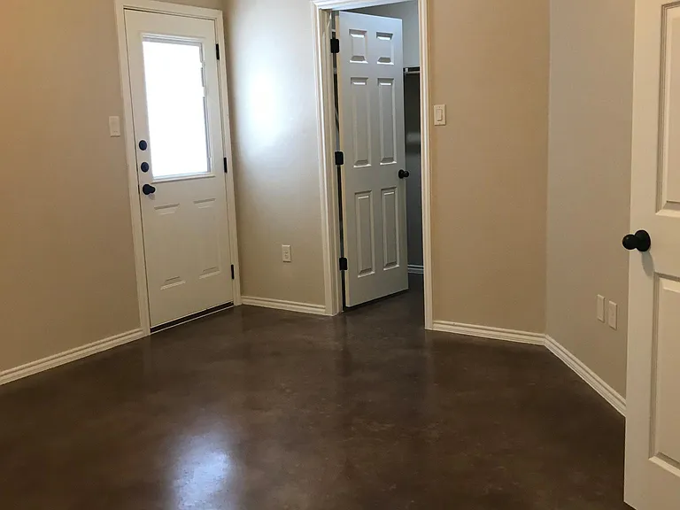 2558 Pahmeyer Rd — Photo 15
