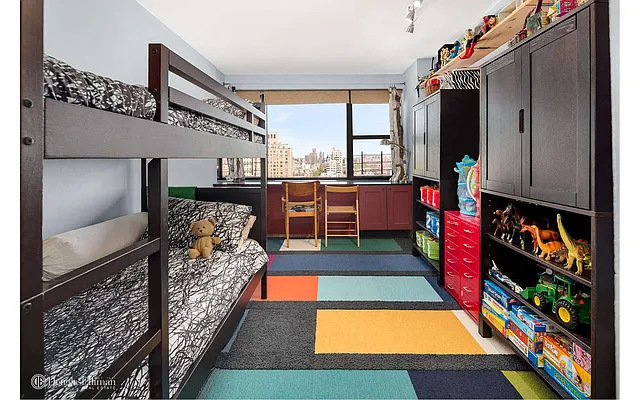 Sold by Douglas Elliman | media 13