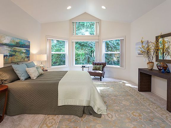 2nd image of 15228 20th Ct SE