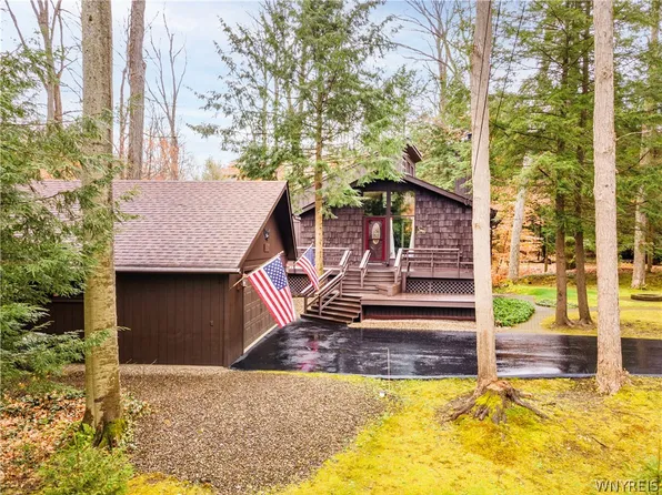 112 Pine Run, Glenwood, NY 14069
