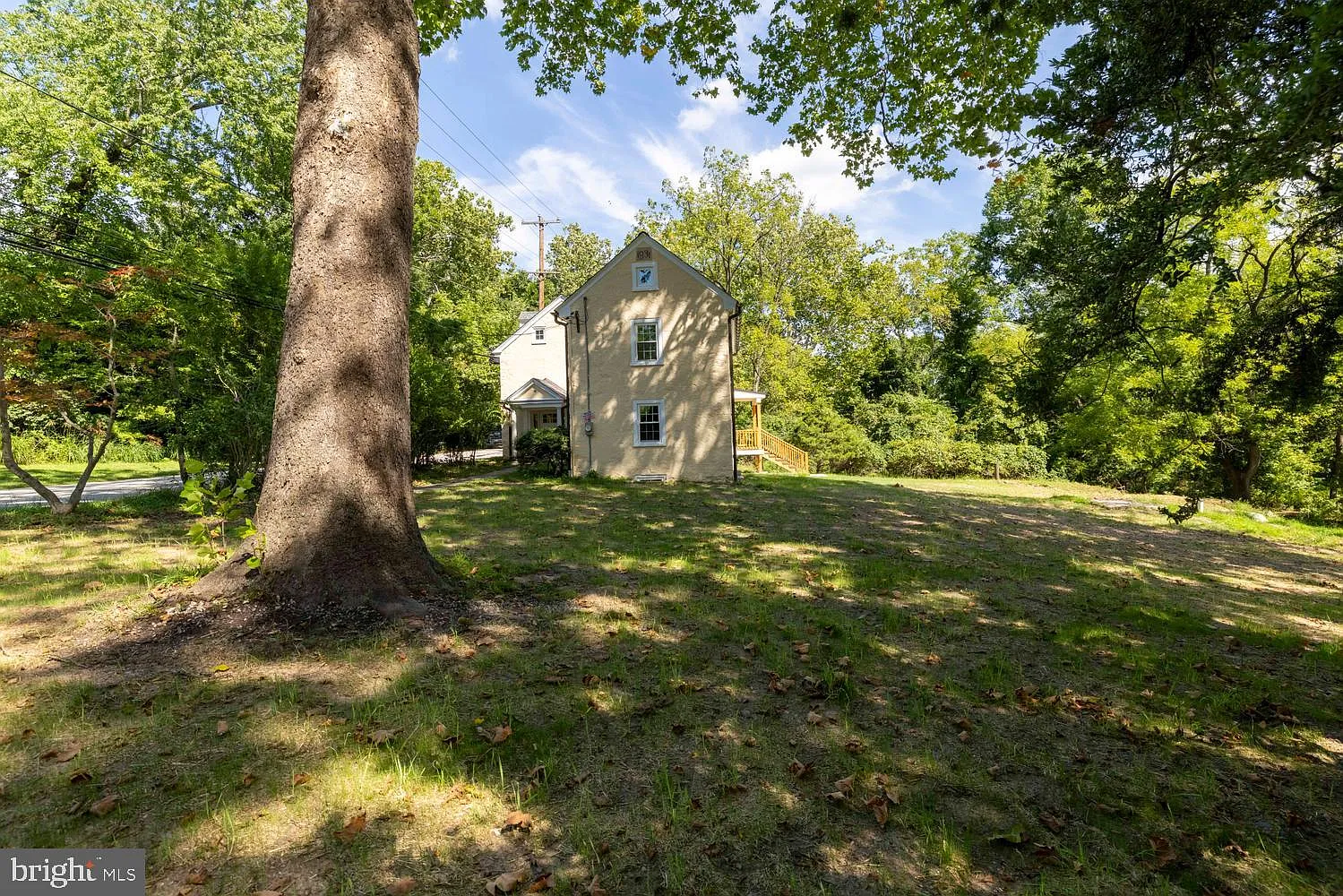 4 bed, 2.5 bath, 1984 sqft, $4,500 — Photo 3