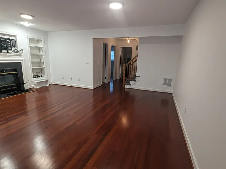 6703 Royal Thomas Way — Photo 24