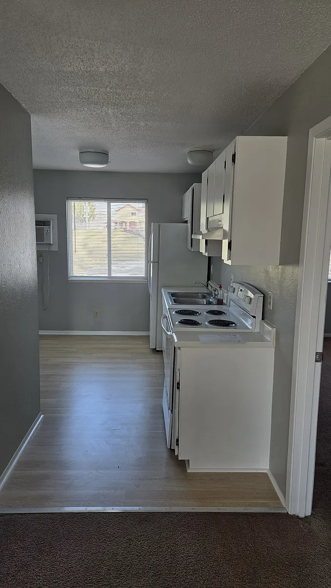 Building Photo - 203 Kehoe Rd #S6