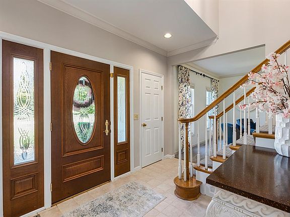 4th image of 8365 Chesney Ln