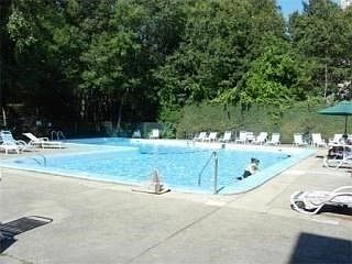 3rd image of 179 Tall Oaks Dr Unit C