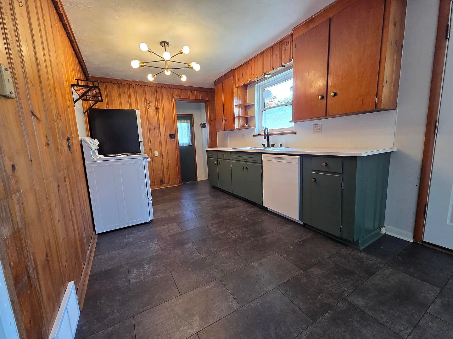 947 South Heltman-434 Parkwood — Photo 3