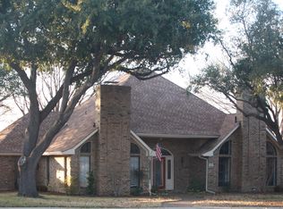 1222 Magnolia Dr, Carrollton, TX 75007