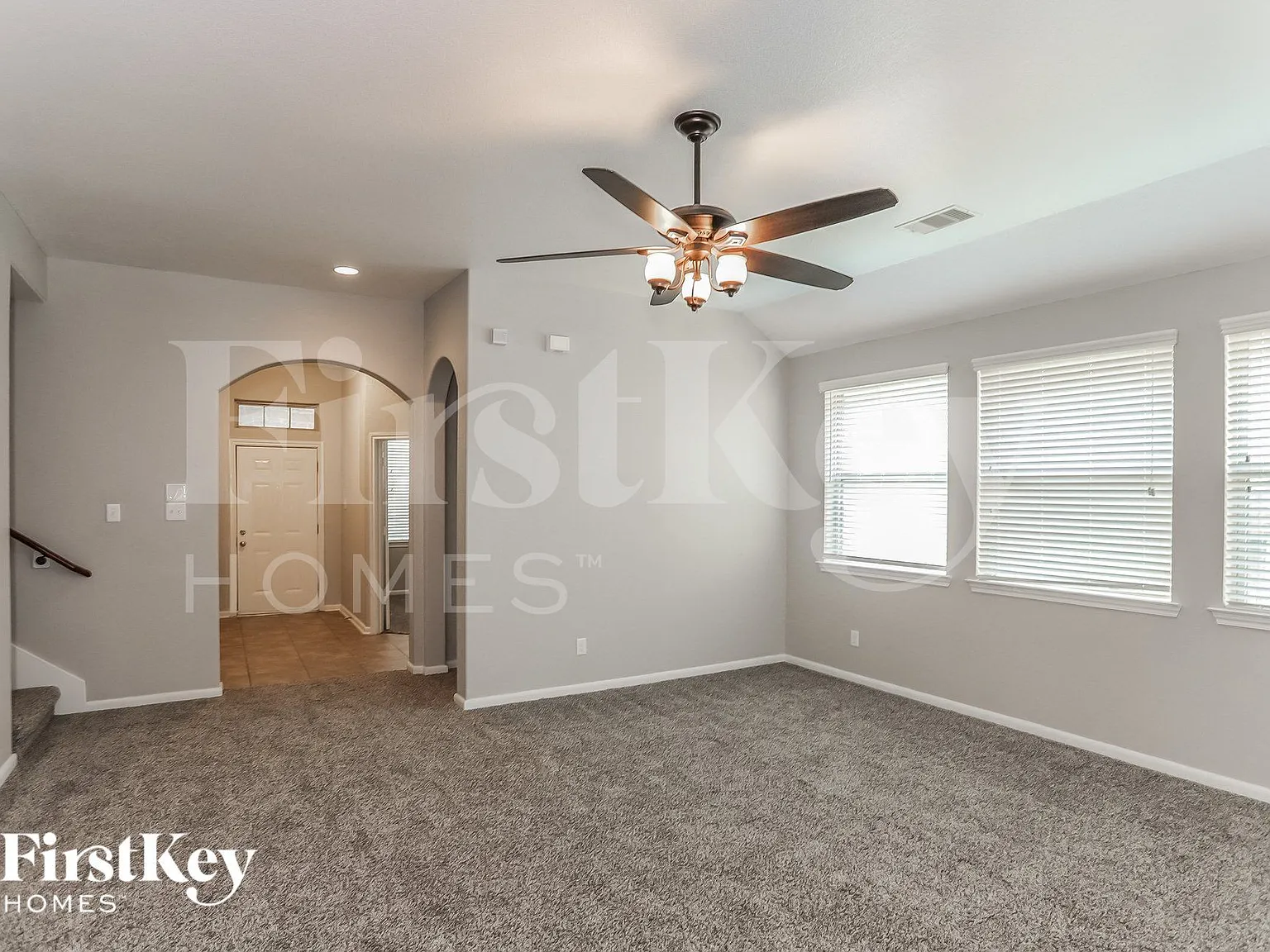 3 bed, 3.0 bath, 2162 sqft, $2,405 — Photo 4