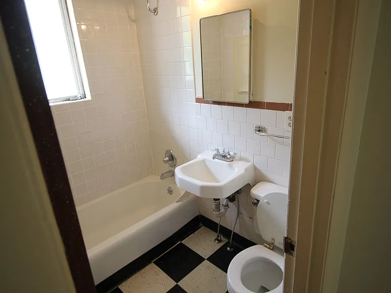 46 Park Ave #7 — Photo 13