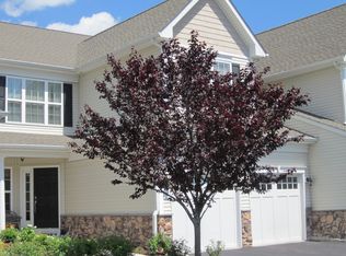 4 Hidden Brook Trl, Bethel, CT 06801